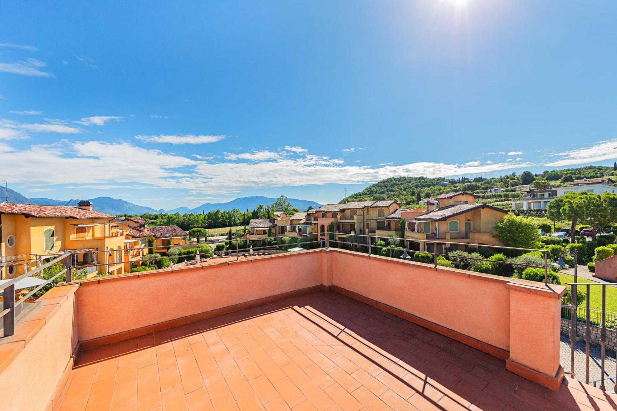 Borgo Del Torchio Apartments By Wonderful Italy Manerba del Garda Kültér fotó