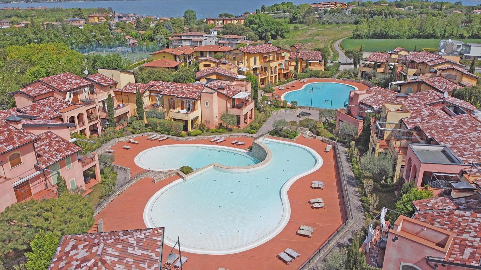 Borgo Del Torchio Apartments By Wonderful Italy Manerba del Garda Kültér fotó